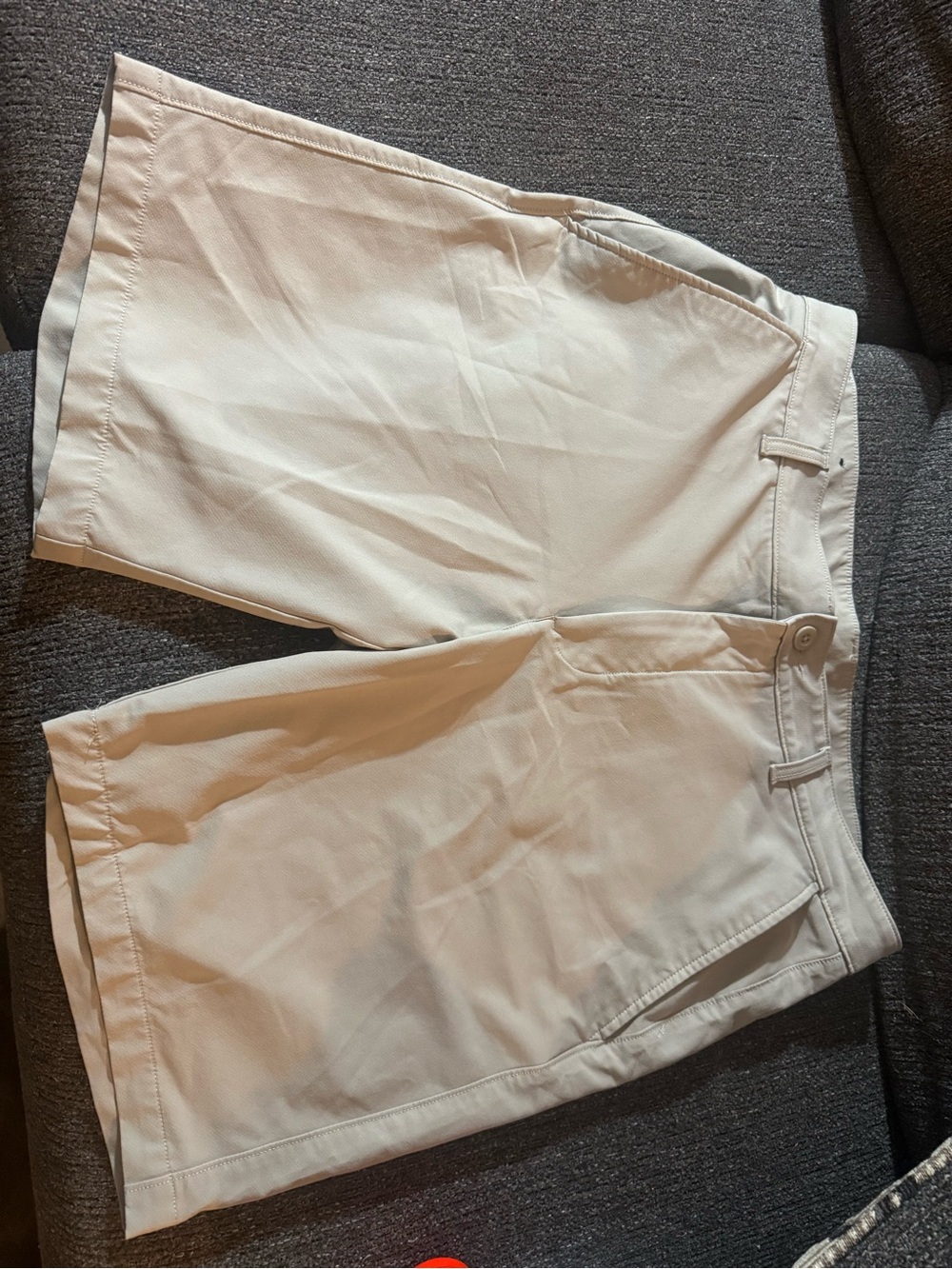Under Armour Men's Flat Front Chino Shorts - Light Khaki